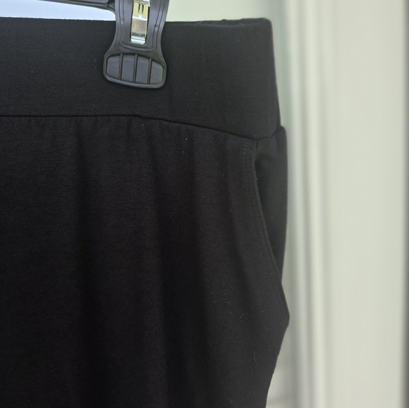 Eileen Fisher Pull On Pants Size PL Black Women Cropped 32x25 Minimalist - Picture 7 of 11